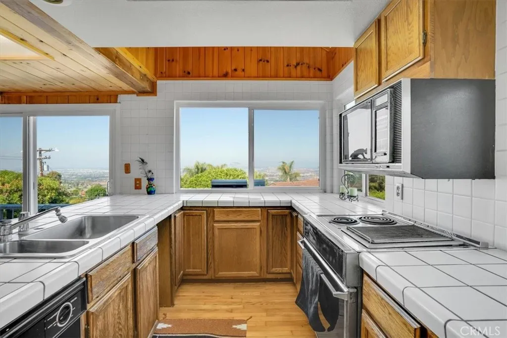 Additional image 121 of 5 Toprail Ln, Rancho Palos Verdes, CA 90275