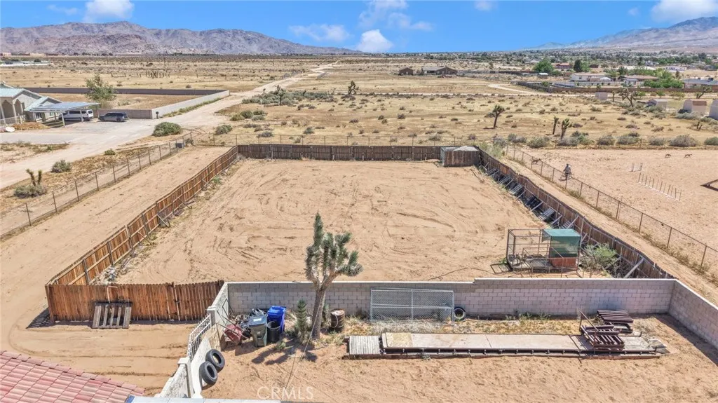 Additional image 128 of 11331 Pasco Rd, Apple Valley, CA 92308
