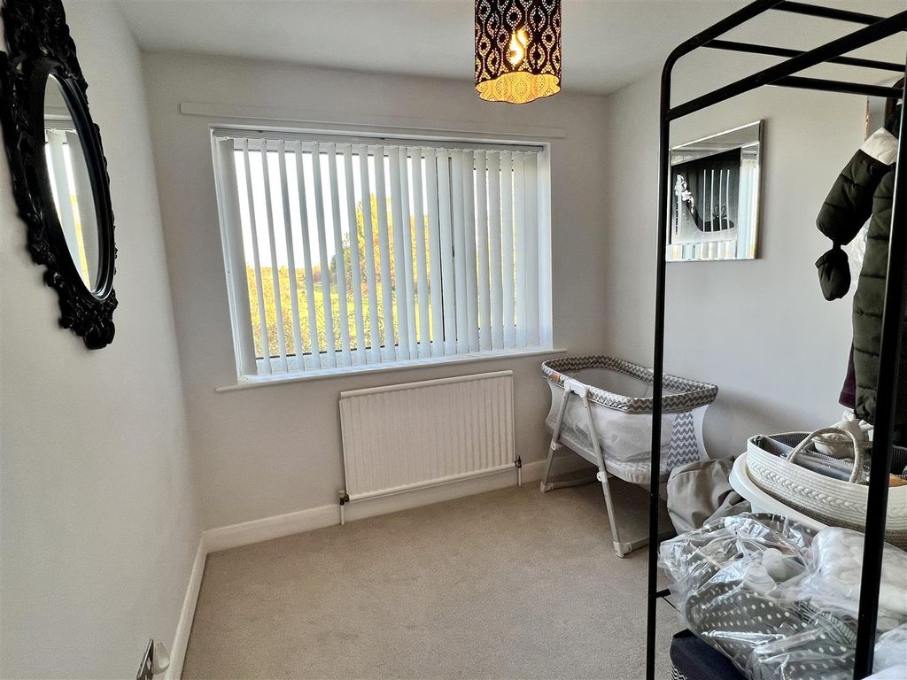 Additional image 10 of 3 bed semi-detached house for saleSandfield Close, Market Weighton YO43