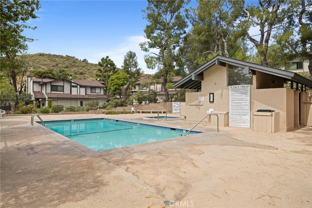 Additional image 83 of 10831 Roycroft St Unit 9, Sun Valley, CA 91352
