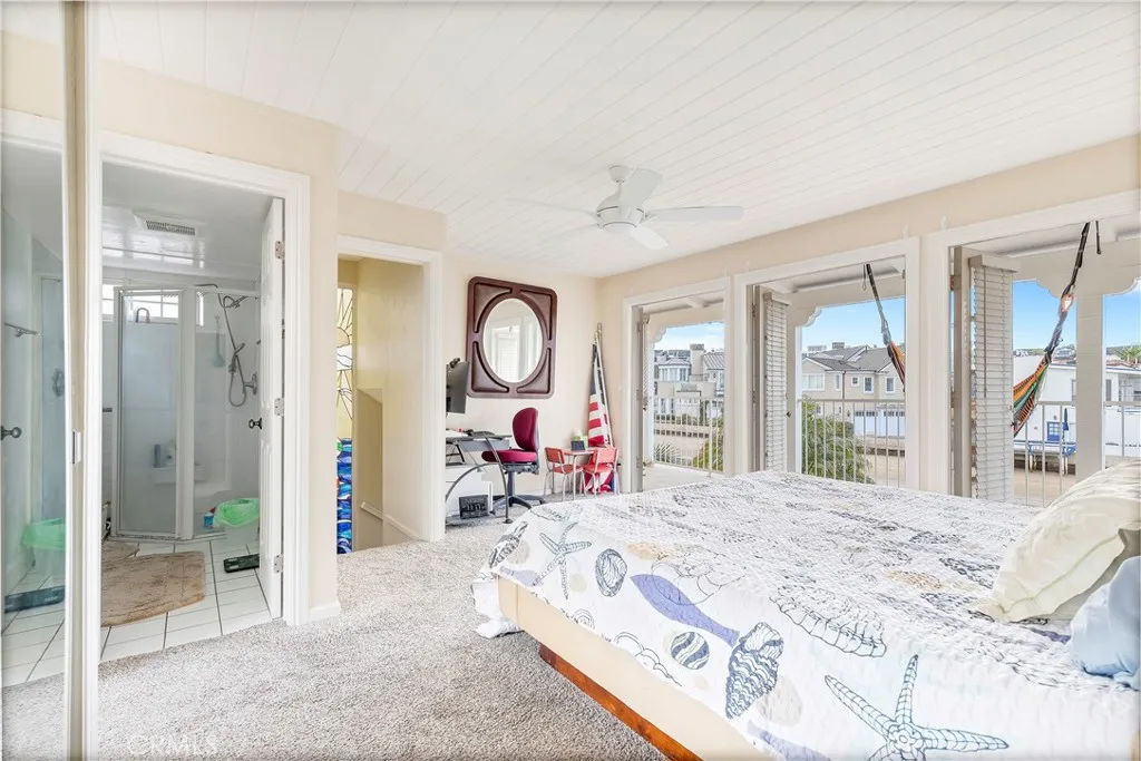 Additional image 48 of 325 Grand Canal, Newport Beach, CA 92662