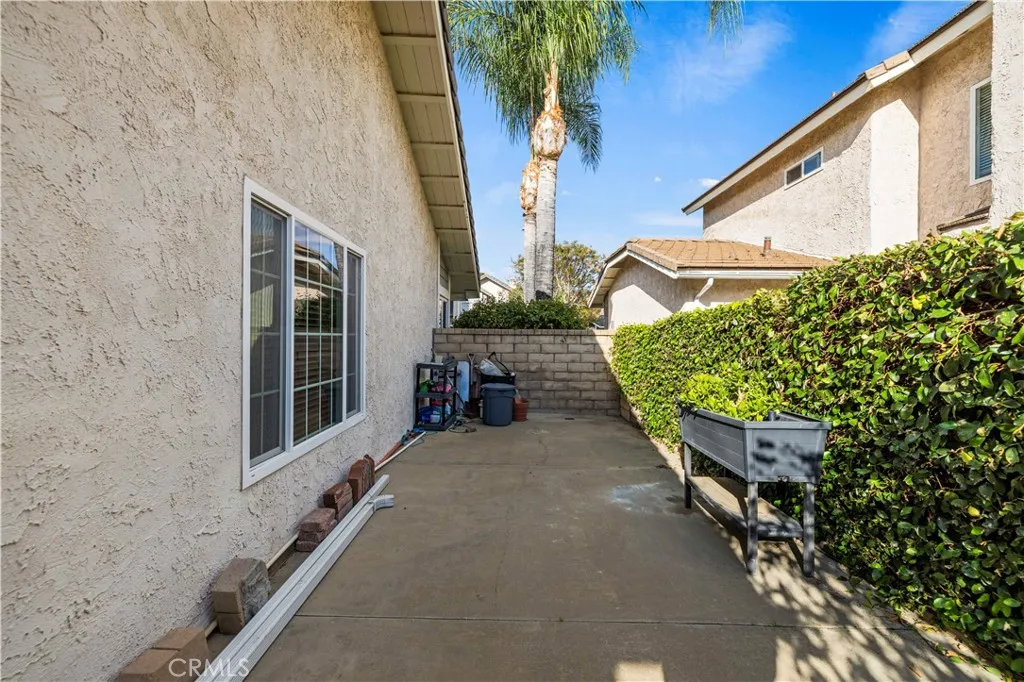 Additional image 127 of 25547 Via Impreso, Valencia, CA 91355