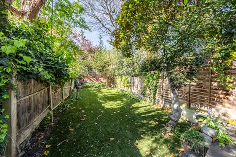 Glycena Road, Battersea, London SW11