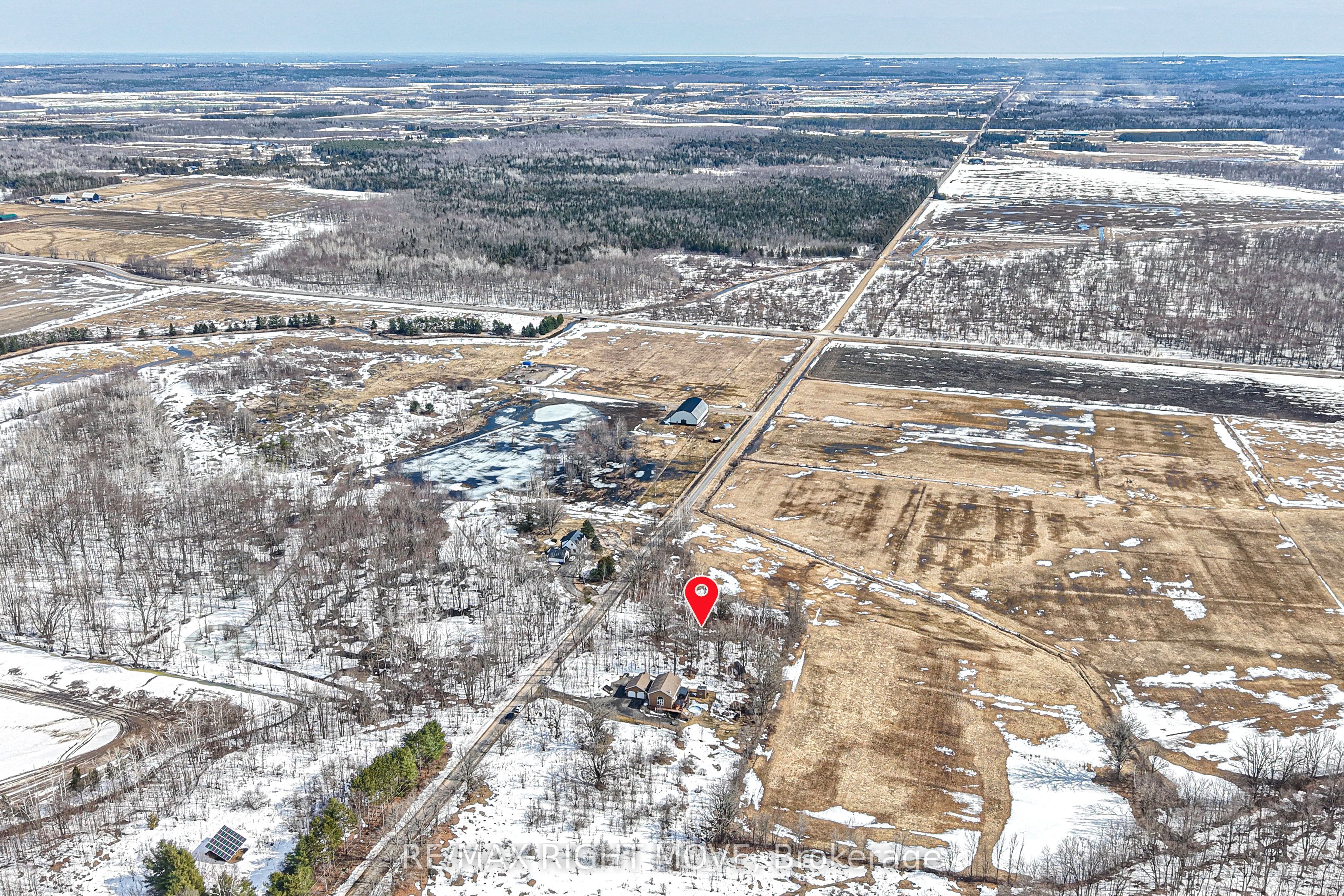 2026 Uhthoff Line, Severn, ON, L3V 7E9 photo 2
