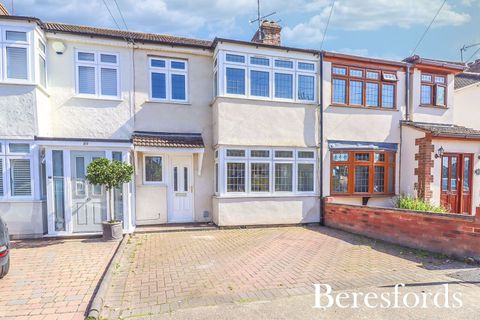 Norfolk Road, Upminster RM14