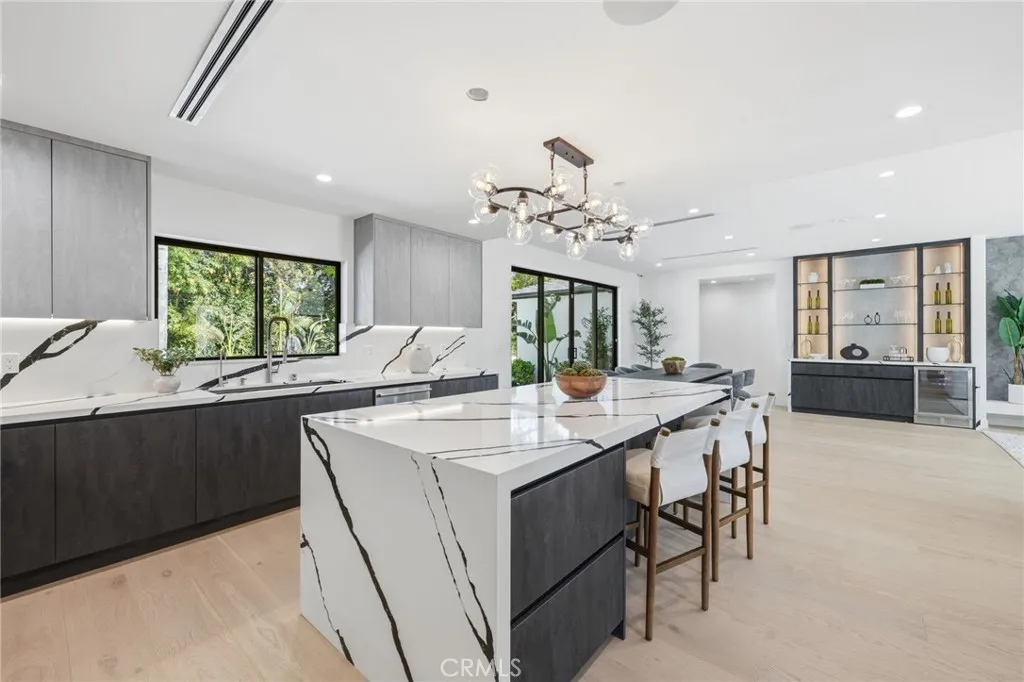 Additional image 70 of 8400 White Oak Ave, Sherwood Forest, CA 91325