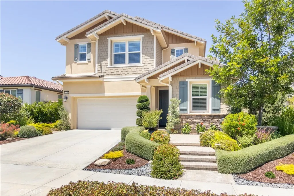 239 White Bark Ln, Simi Valley, CA 93065