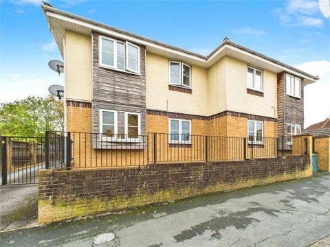 Hartcliffe Road, Knowle, Bristol BS4