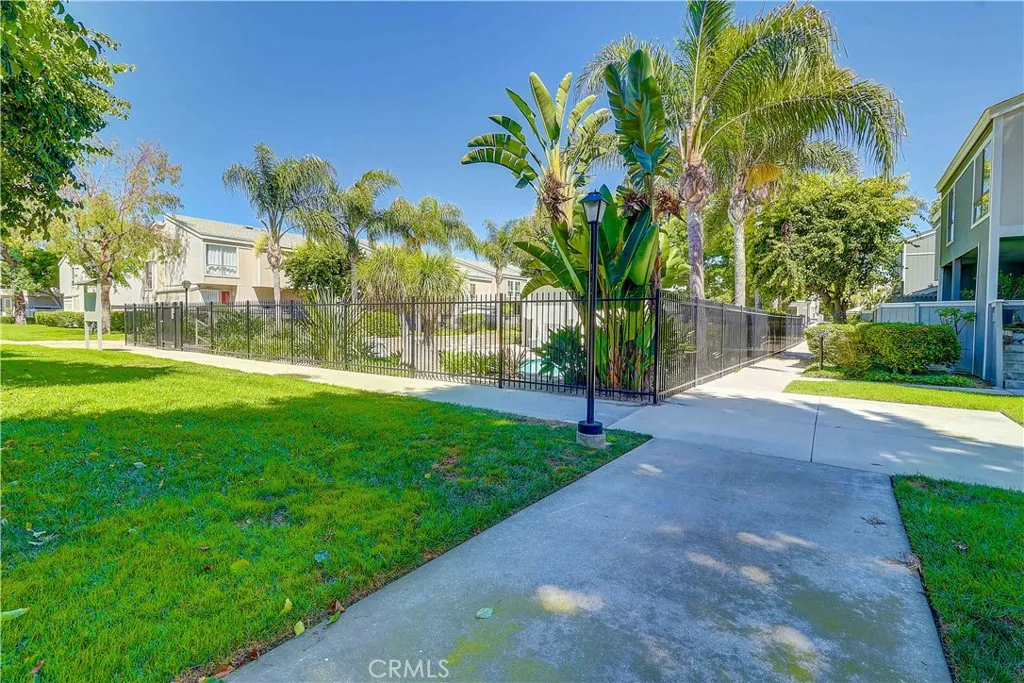 Additional image 50 of 2910 S Greenville St Unit H, Santa Ana, CA 92704