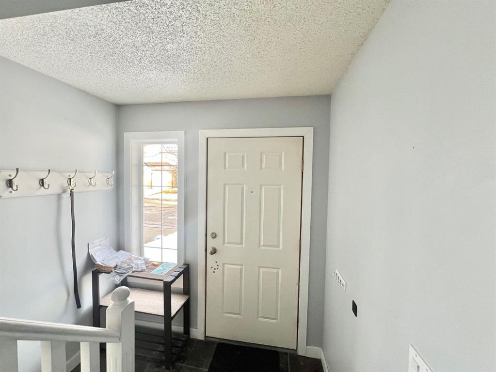 Additional image 2 of 123 Country Hillas Villas NW, Calgary, AB, T3K 4S8