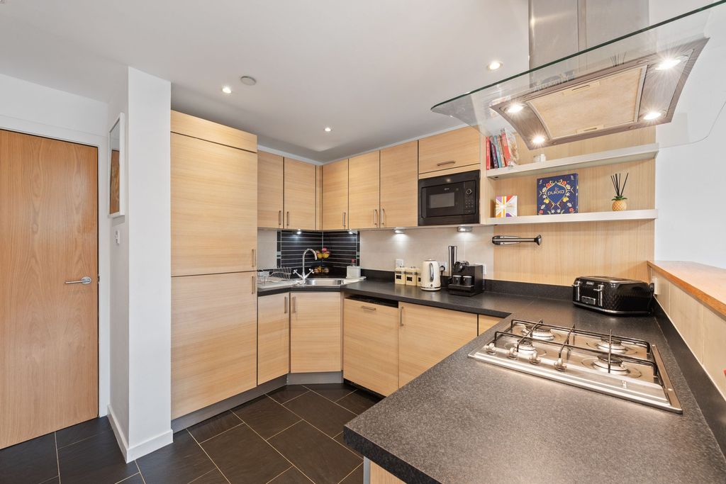 Additional image 6 of 2 bed flat for saleKilbryde Crescent, Dunblane FK15