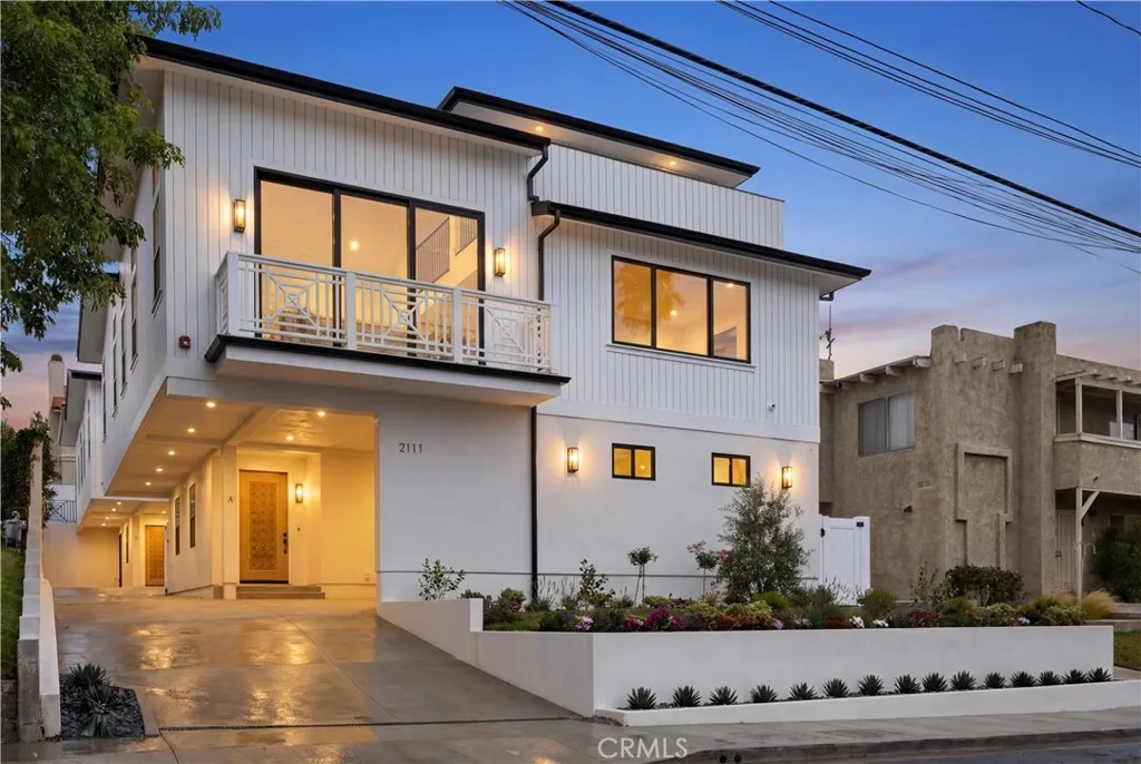 2111 Clark Ln Unit A, Redondo Beach, CA 90278