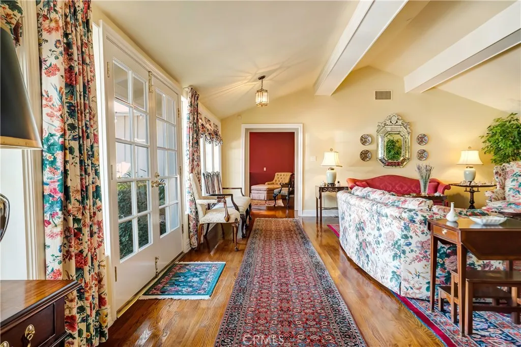 Additional image 13 of 17420 Rancho St, Encino, CA 91316
