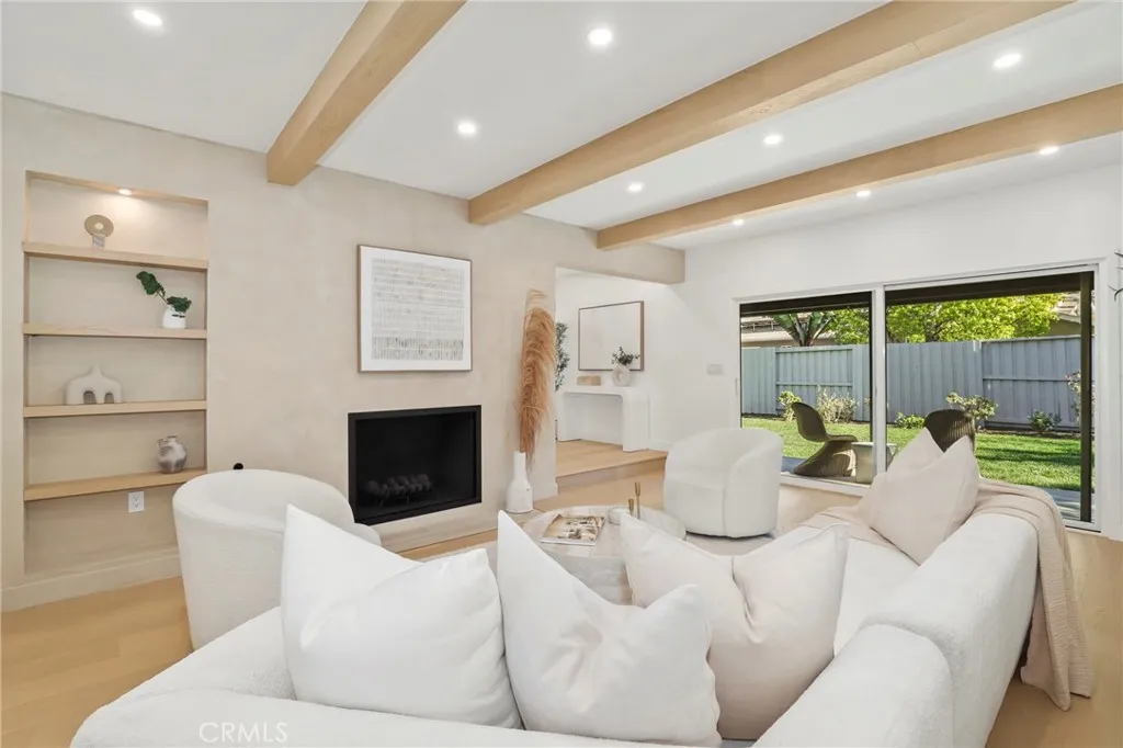 Additional image 6 of 23856 Aetna St, Woodland Hills, CA 91367
