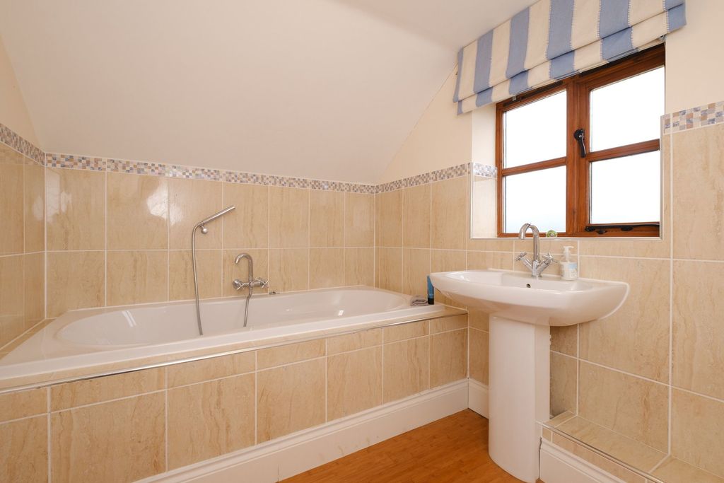 Additional image 23 of 5 bed detached house for saleYew Tree Close, Whitchurch, Ross-On-Wye, Herefordshire HR9