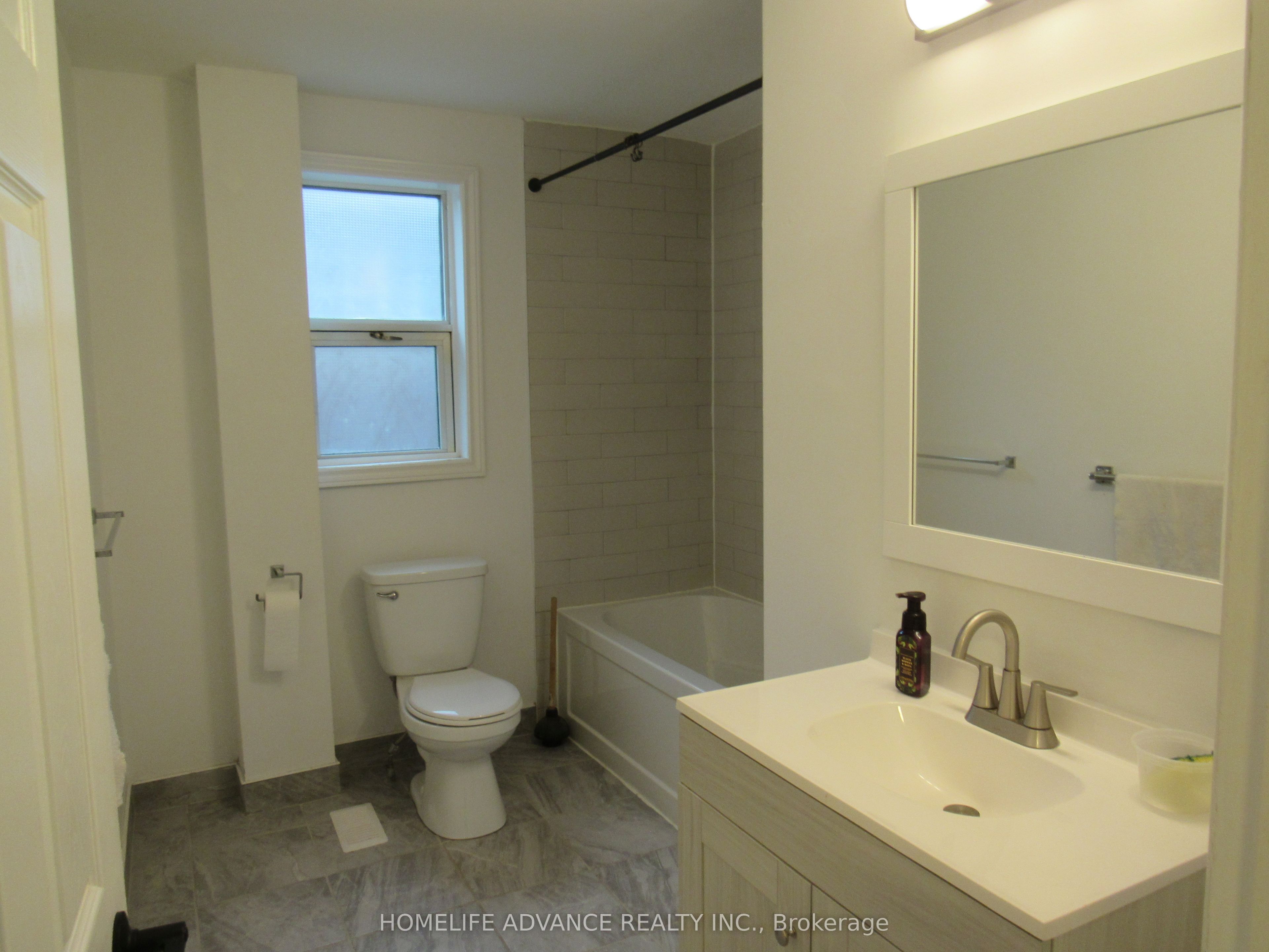 Additional image 5 of 14 Graham Avenue S, Hamilton, ON, L8K 2L8
