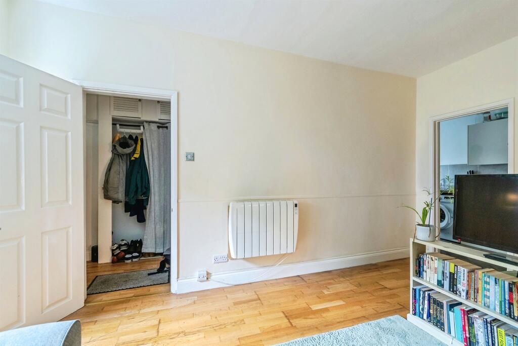 Additional image 11 of Lower Oldfield Park, Bath