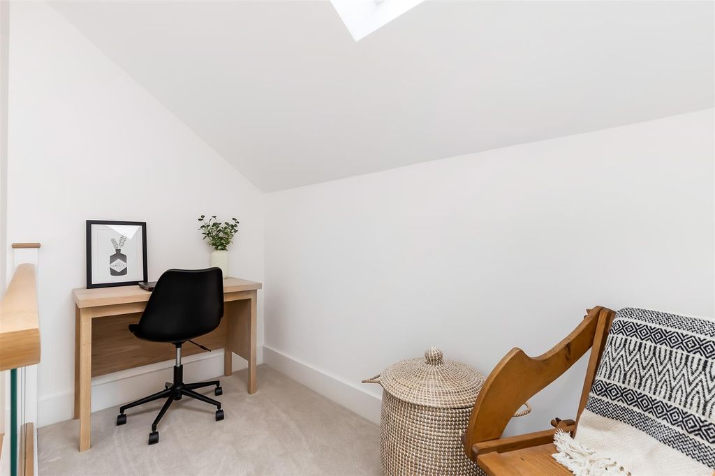 Additional image 21 of 4 bed semi-detached house for saleParsons Meadow, Addingham LS29