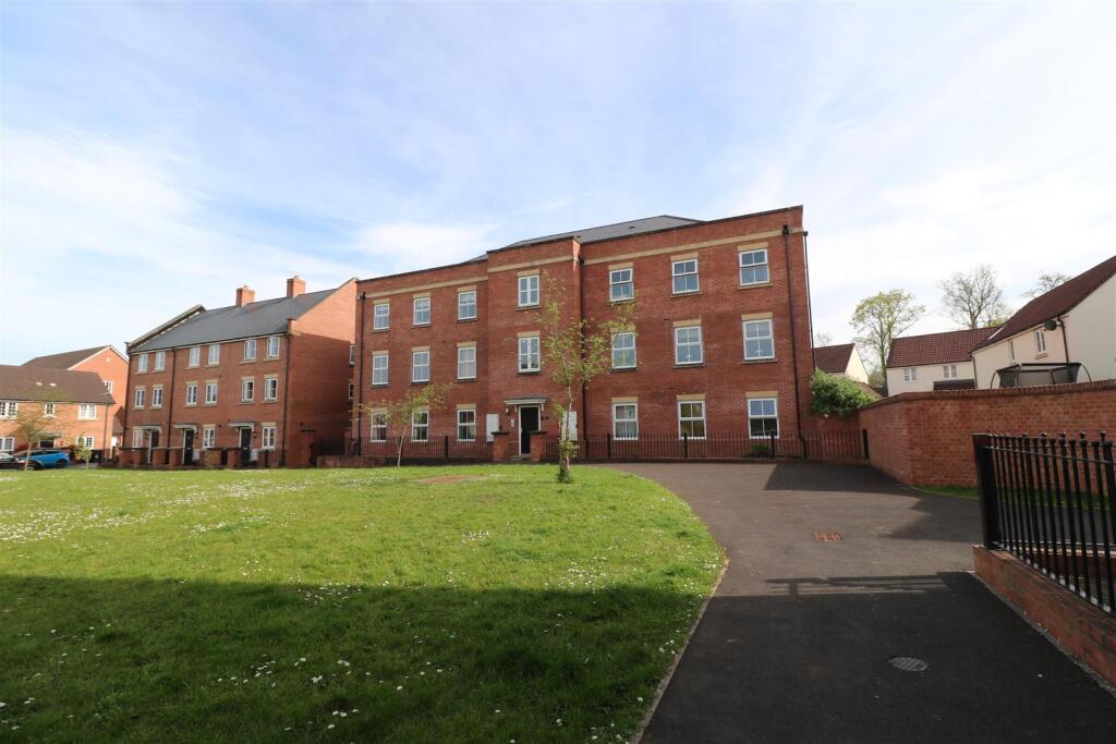 Barons Crescent, Trowbridge