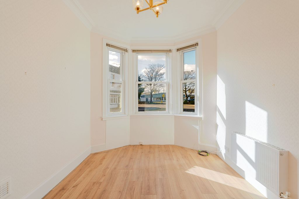 Additional image 3 of 2 bed flat for sale275A, North High Street, Musselburgh, East Lothian EH21