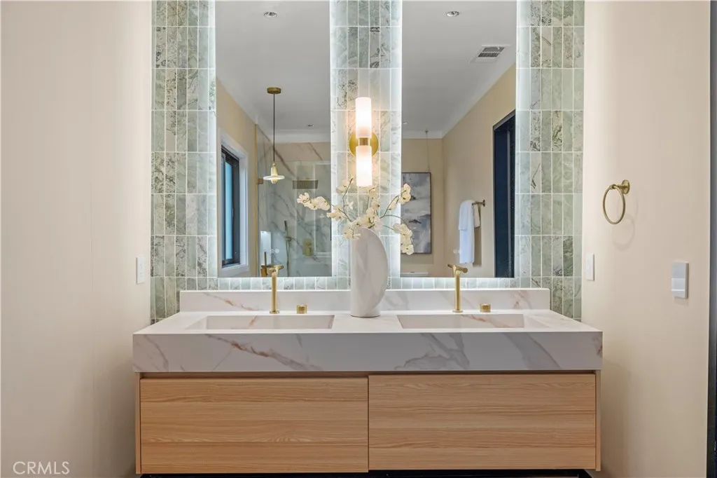 Additional image 19 of 18057 Medley Drive, Encino, CA 91316
