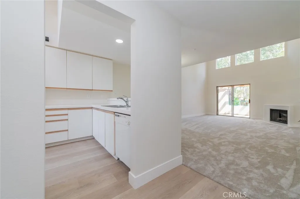 Additional image 39 of 46 Villa Point Dr, Newport Beach, CA 92660