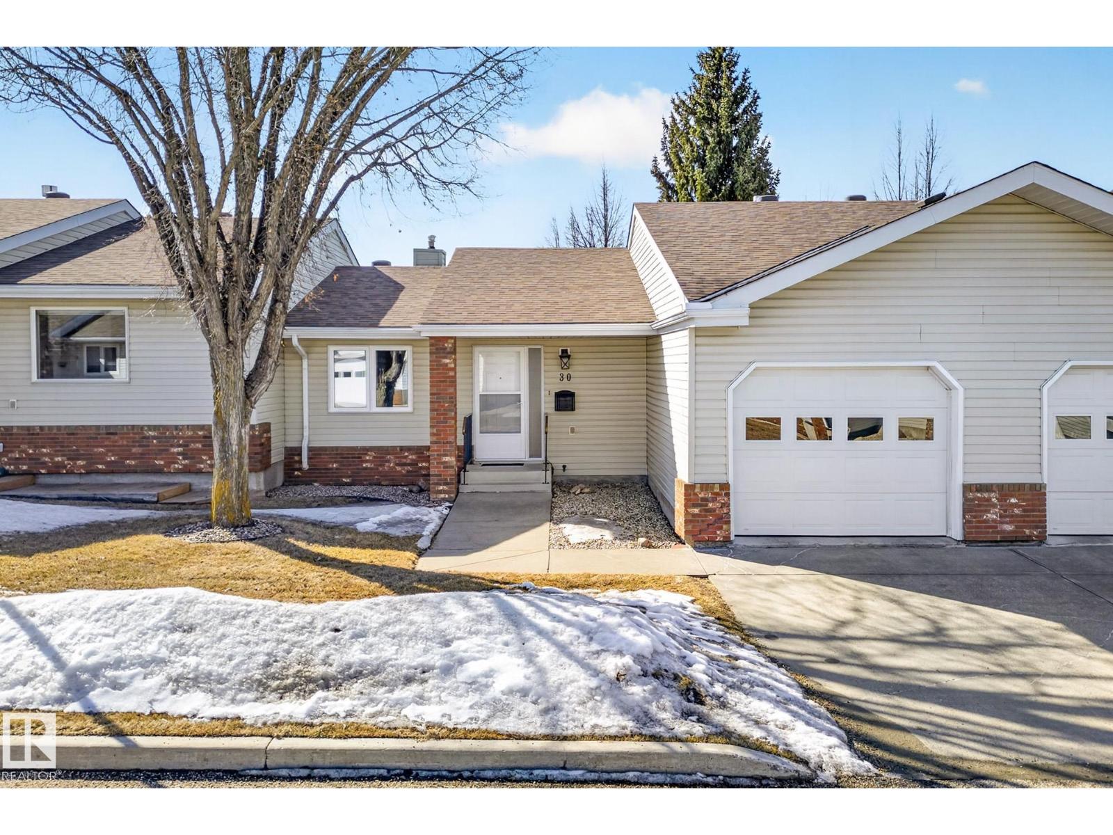#30 903 109 ST NW