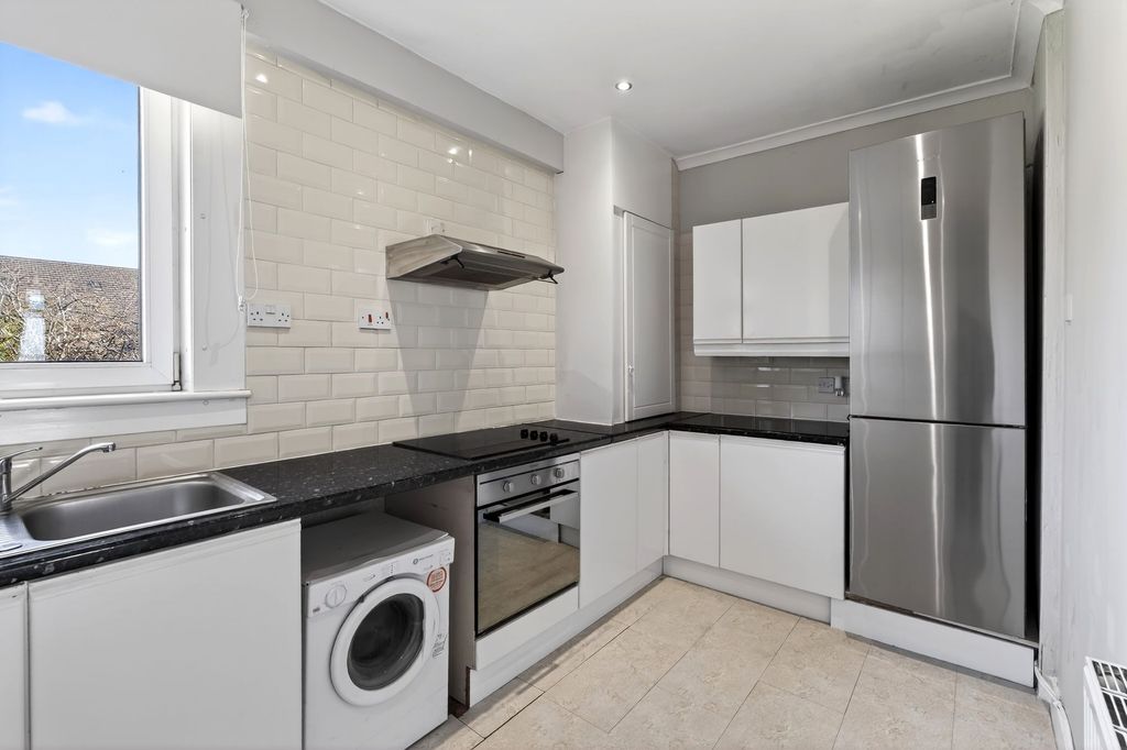 Additional image 3 of 2 bed flat for saleAlbion Street, Coatbridge ML5