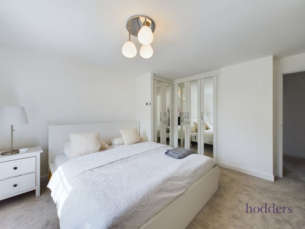 Additional image 12 of 5 bed detached house to rentBlackbess Lane, Chertsey, Surrey KT16