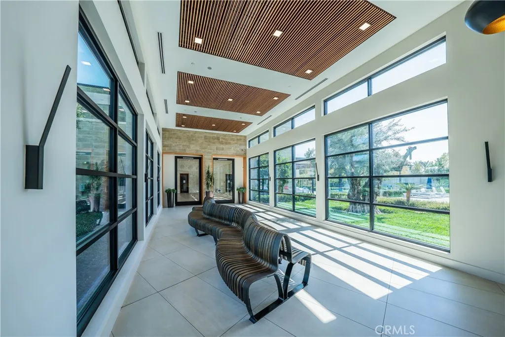 79 Pelican Ln, Irvine, CA 92618