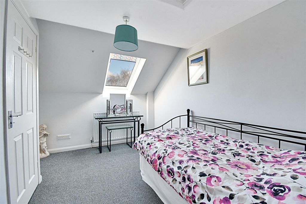 Additional image 8 of 2 bed end terrace house for saleDunkirks Mews, Hertford SG13