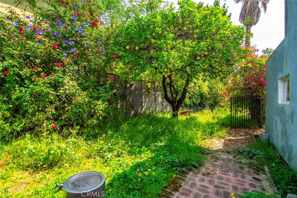 Additional image 32 of 3036 Surry Street, Los Angeles, CA 90027
