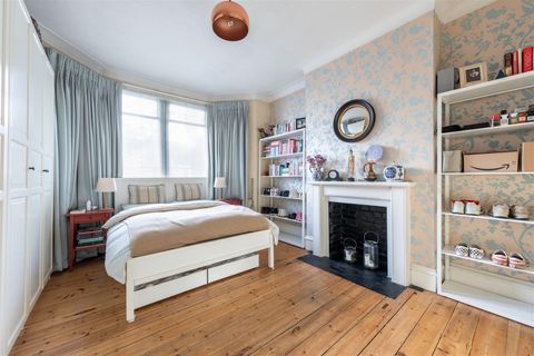 James Lane, Leyton E10