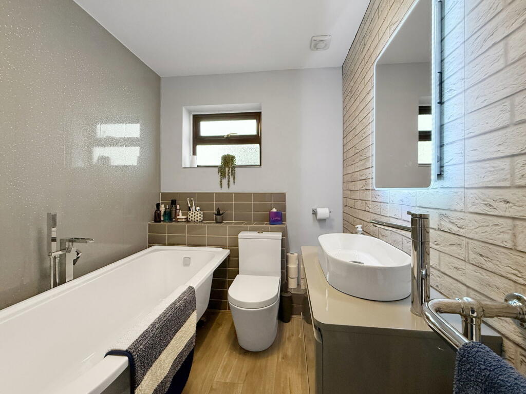 Additional image 12 of Meadow Close, Westbury, BA13