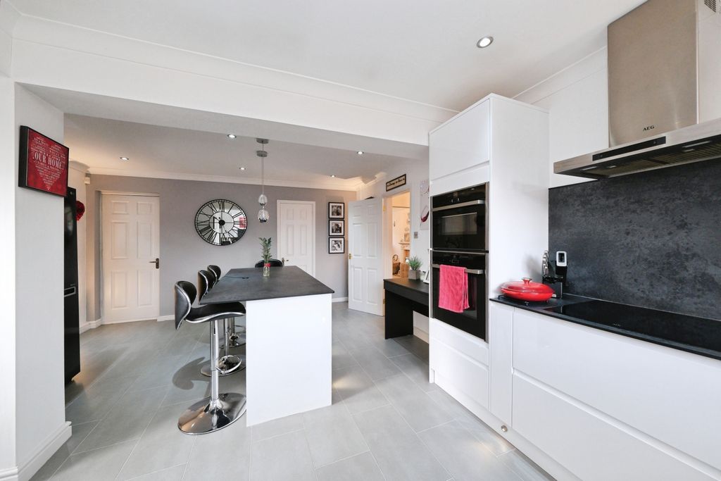 Additional image 7 of 3 bed detached house for saleRosings Court, Sutton-In-Ashfield NG17