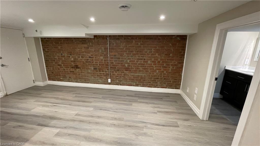 Additional image 6 of 4-123 Robinson Street, Hamilton, ON, L8P 1Z3