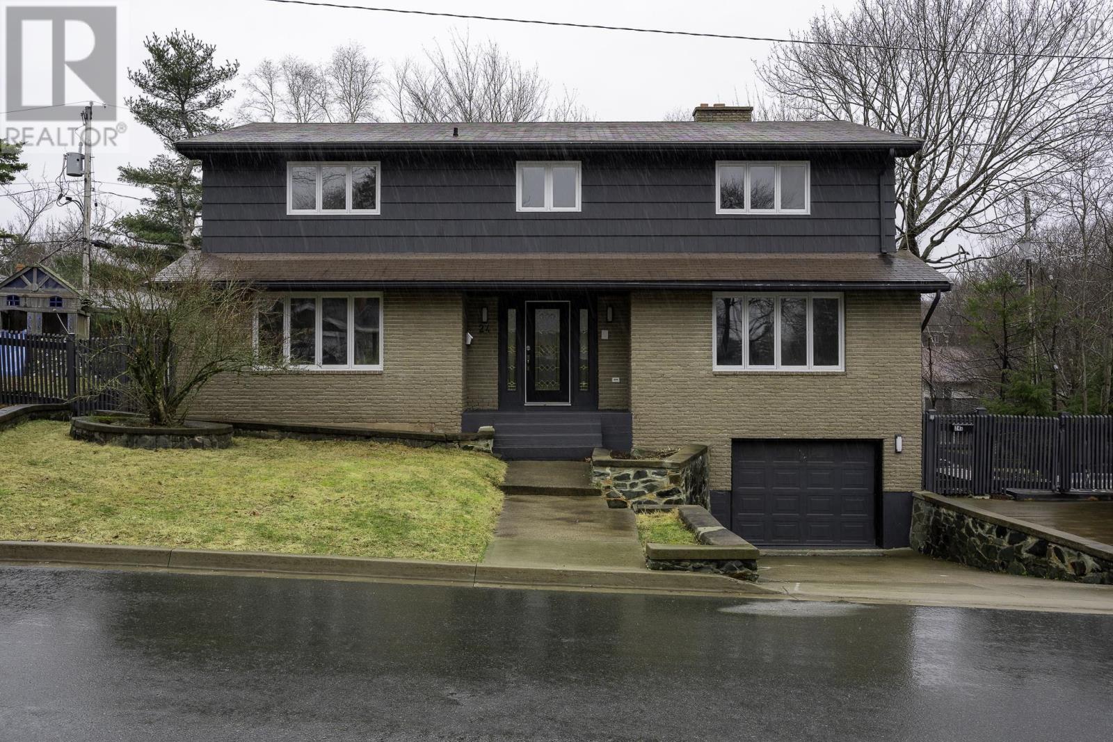 24 Parmbelle Lane