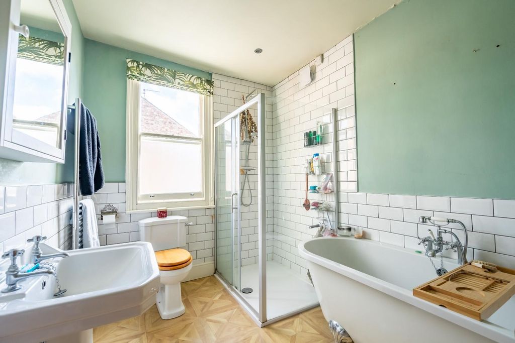 Additional image 6 of 3 bed terraced house to rentAlbemarle Road, South Bank, York YO23