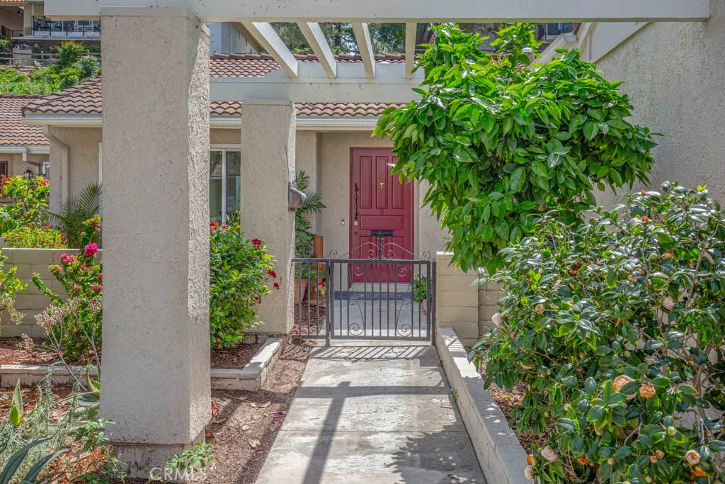 Additional image 3 of 3313 San Amadeo Unit B, Laguna Woods, CA 92637