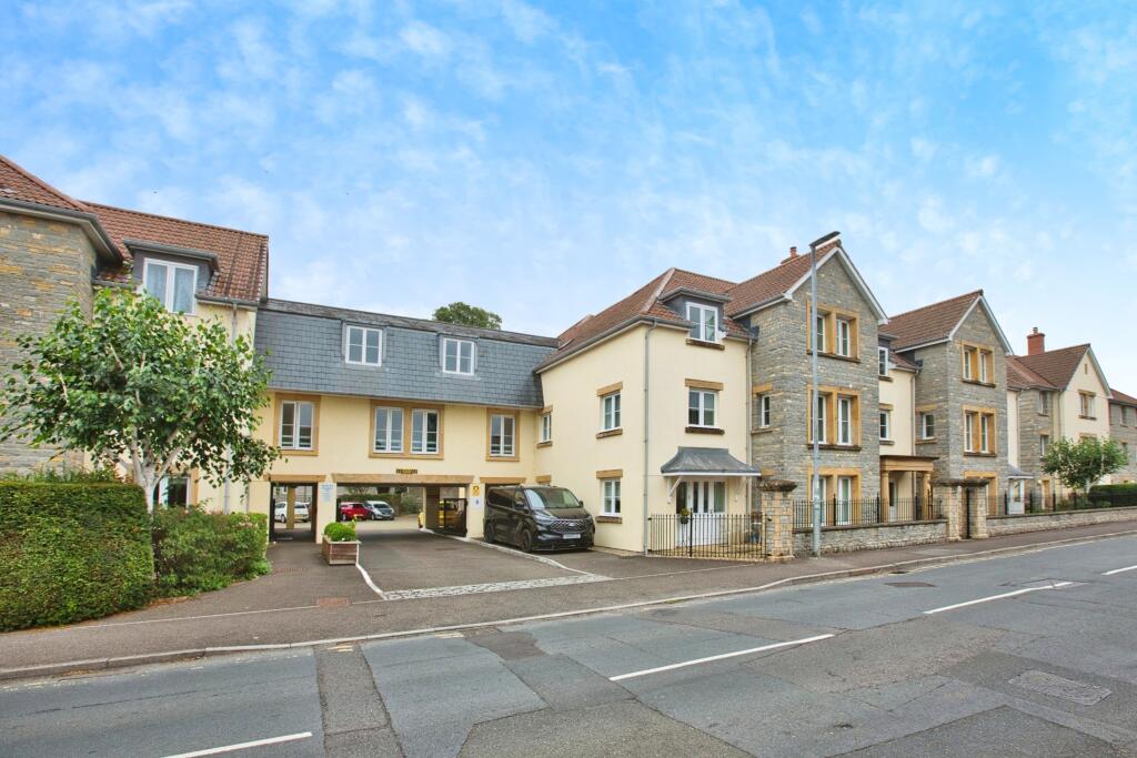 Somerton Road, STREET