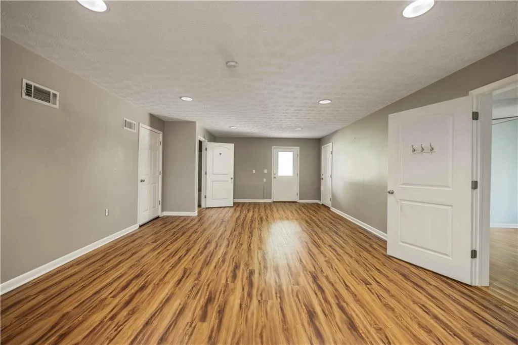 Additional image 106 of 337 Walker Dairy Road, Smiths Station, AL 36877