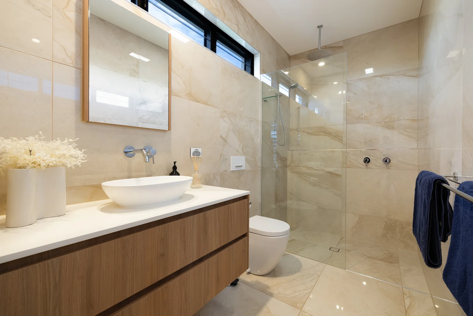 Additional image 19 of 10 Coobowie Street, Broadbeach Waters QLD 4218