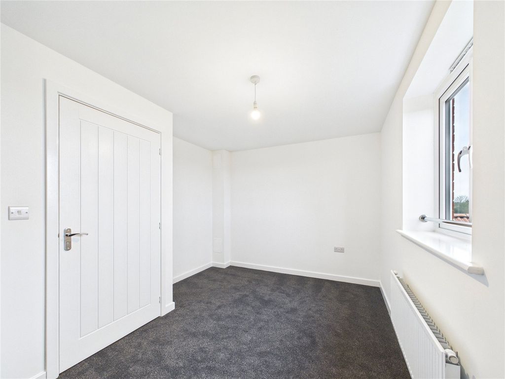 Additional image 12 of 3 bed semi-detached house to rentKestrel Drive, Leiston, Suffolk IP16