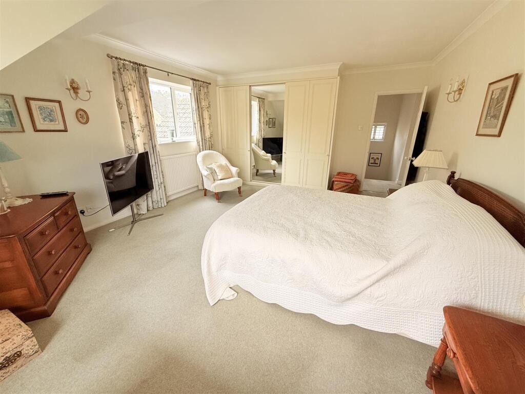 Additional image 13 of Beckington Nr Frome