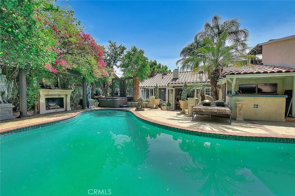 Additional image 109 of 17419 Cohasset St, Lake Balboa, CA 91406