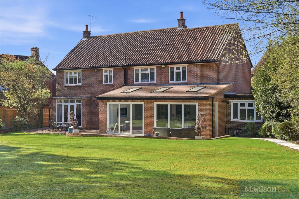 Additional image 28 of 5 bed detached house for saleParkland Close, Chigwell, Essex IG7