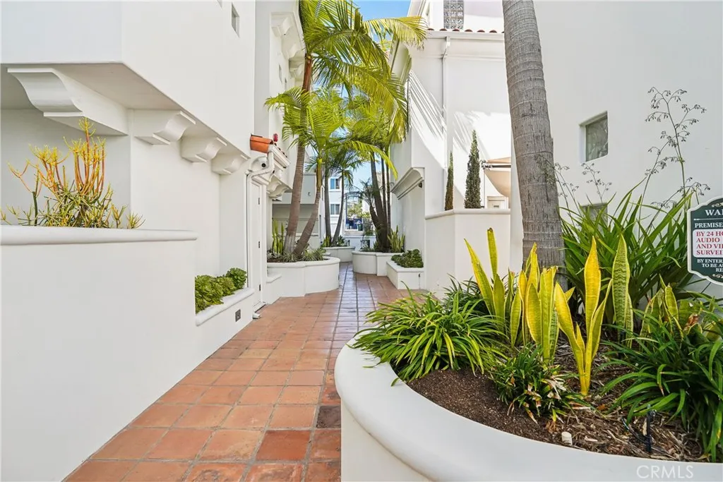 Additional image 45 of 710 Manhattan Beach Boulevard, Manhattan Beach, CA 90266