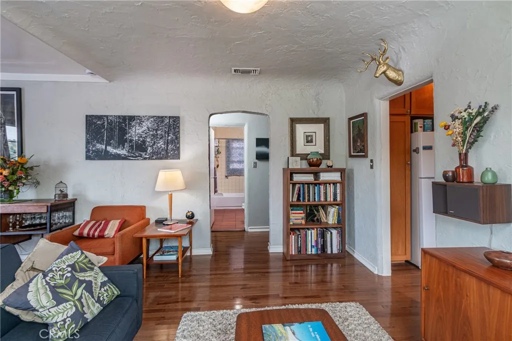 Additional image 55 of 723 Isabel St, Los Angeles, CA 90065