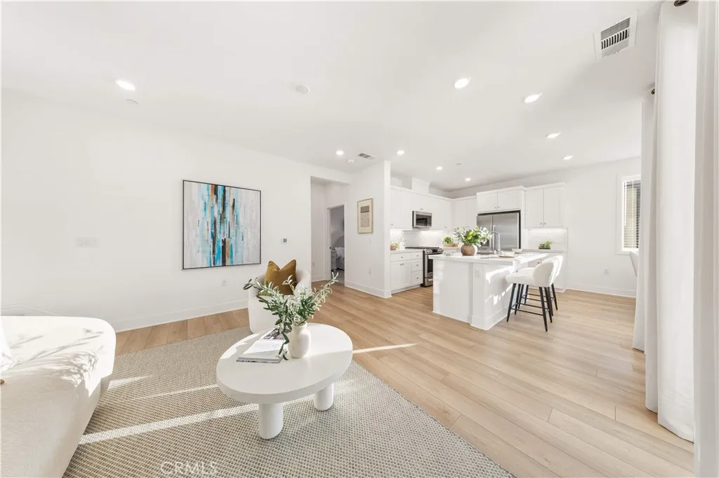 Additional image 81 of 470 Lobata, Irvine, CA 92618