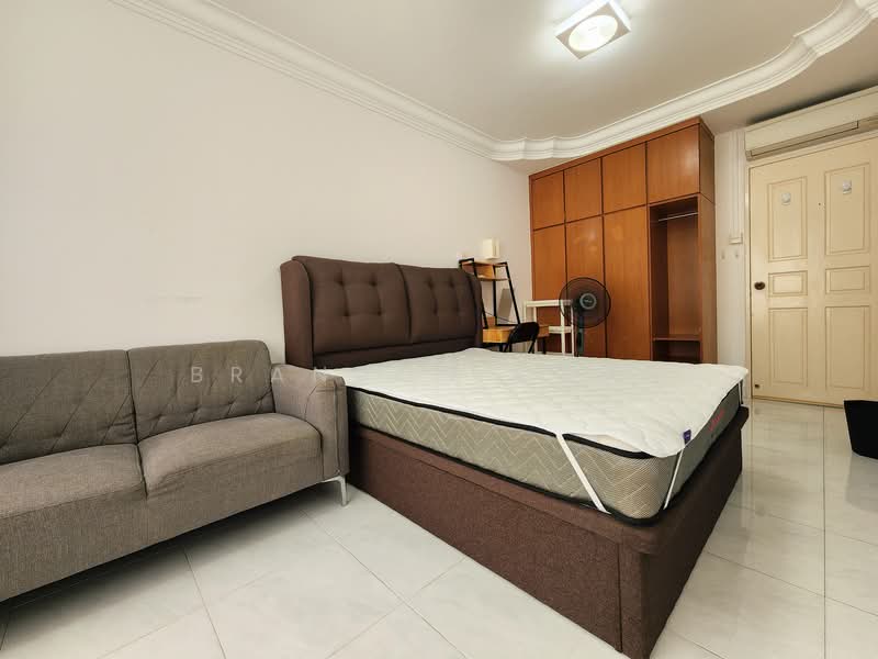 874 Tampines Street 84 photo 2